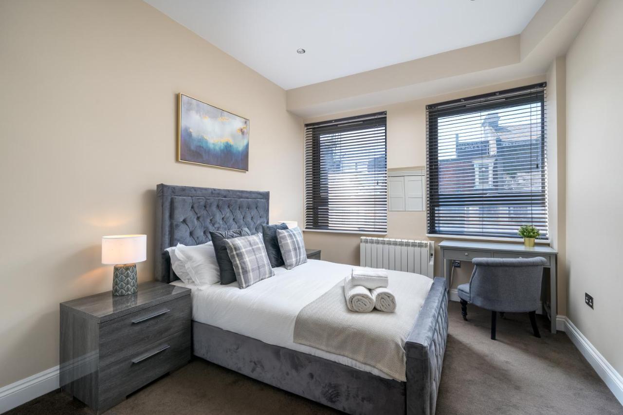 Spacious 2 Bedroom - Sleeps 6 Hove